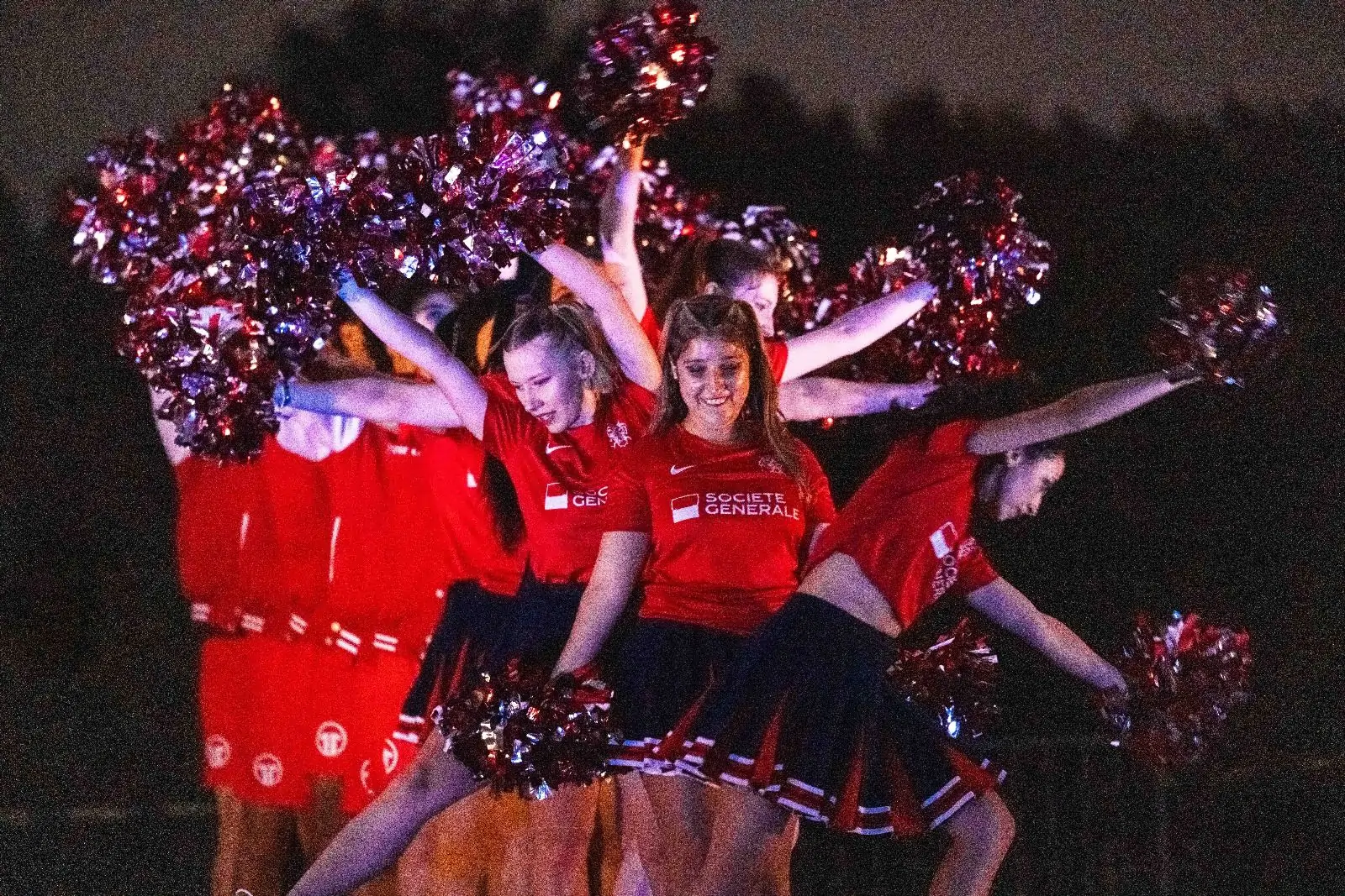 cheerleading - image 3